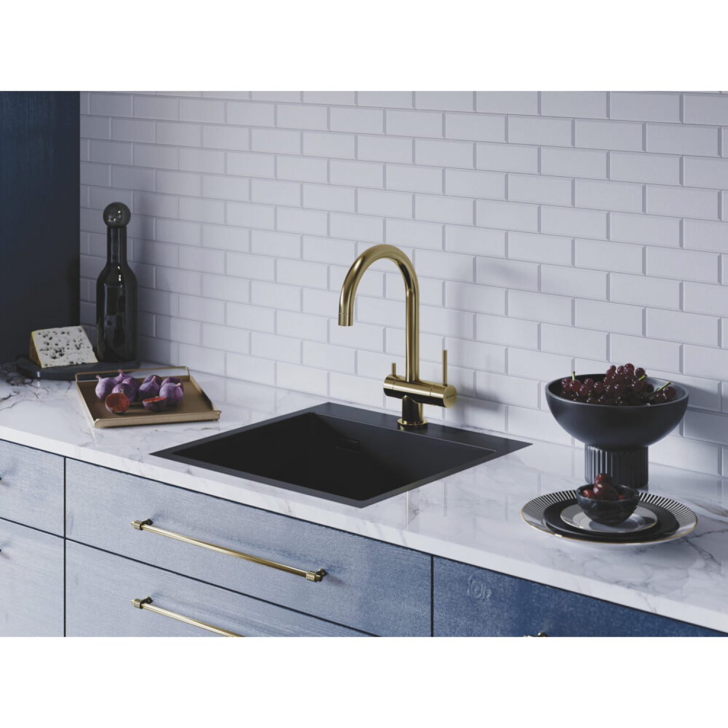 iPhone13☆美品☆HIROKI&AYAMI Amazon.co.jp: Aiyaya iPhone 13用かわいいレトロフォンケース